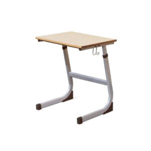 Učenički stol sa podesivom visinom 59 - 76 cm